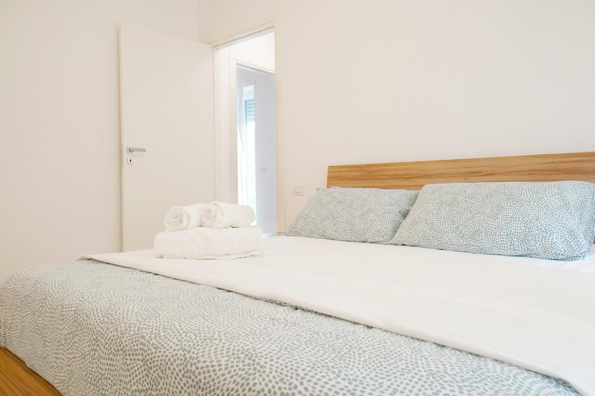 לקו Casa Ideale Tim Appartmanti Moderni Vicina Al Centro מראה חיצוני תמונה